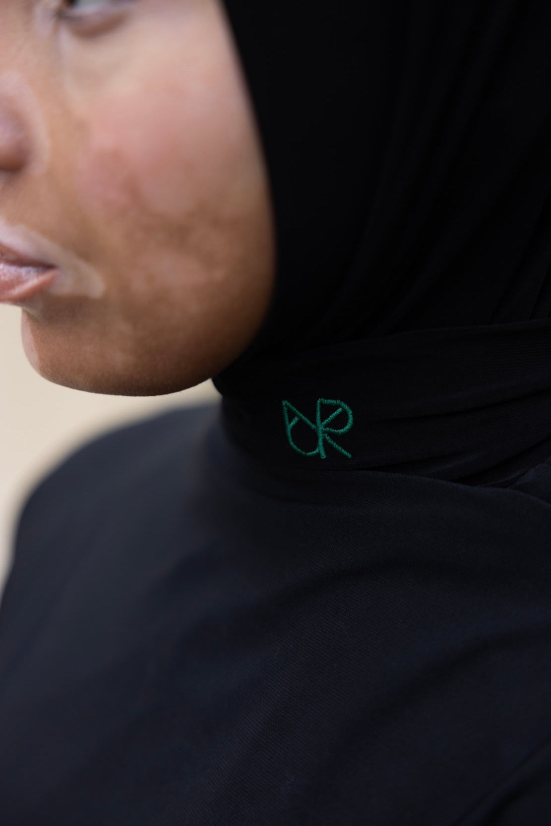 Straya scarf Black Green